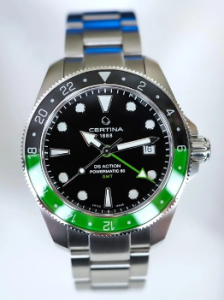 探險家的最佳伙伴！雪鐵納DS Action GMT Powermatic 80，一小時調整時差不再是難題！
